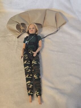 01993 Vintage Paratrooper Barbie Doll in Green Top and Tan Parachute